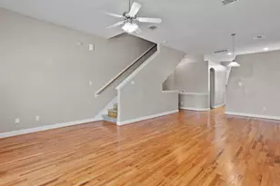 8705 Bryam St, Houston, TX 77061 - Photo 4