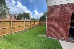 16211 Quiet Canyon Ct, Friendswood, TX 77546 - Photo 14