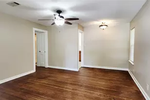 222 Winding Way St, Lake Jackson, TX 77566 - Photo 12