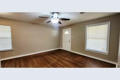222 Winding Way Street, Lake Jackson, TX 77566 - Photo 6