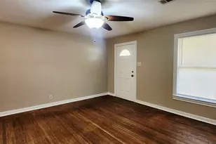 222 Winding Way St, Lake Jackson, TX 77566 - Photo 6