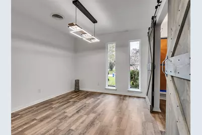 5675 Sylmar Road, Houston, TX 77081 - Photo 12