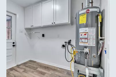 5675 Sylmar Road, Houston, TX 77081 - Photo 20