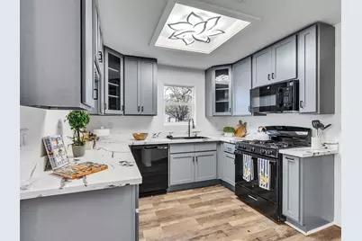 5675 Sylmar Road, Houston, TX 77081 - Photo 14