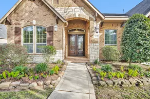 6411 South Saddle Creek Lane, Fulshear, TX 77441 - Photo 2