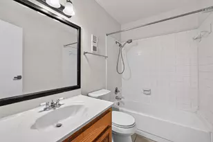 3200 S Gessner Rd, Houston, TX 77063 - Photo 26