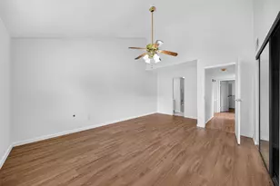 3200 S Gessner Rd, Houston, TX 77063 - Photo 18