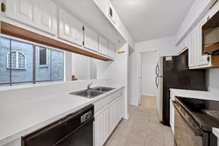 3200 S Gessner Rd, Houston, TX 77063 - Photo 10