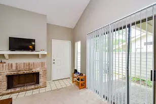 6211 Ludington Dr, Houston, TX 77035 - Photo 16