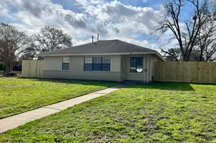 7403 Janak Dr, Houston, TX 77055 - Photo 4