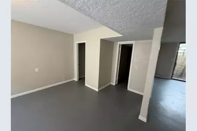 3300 Yorktown Street #11, Houston, TX 77056 - Photo 10