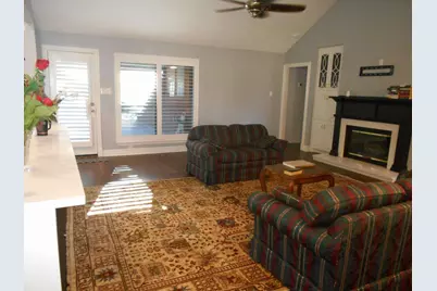 53 S Calla Lily Court, Lake Jackson, TX 77566 - Photo 8