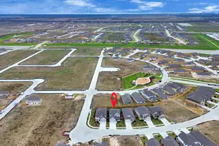 352 Ice Shr Trl, Dayton, TX 77535 - Photo 4