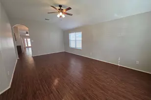 2614 White Ibis Ct, League City, TX 77573 - Photo 4