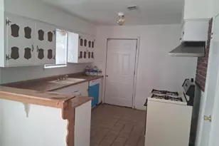 3513 Rockingham St, Houston, TX 77051 - Photo 6