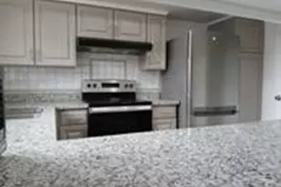 10466 Hammerly Blvd, Houston, TX 77043 - Photo 2