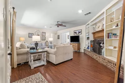 907 E Houston Avenue, Crockett, TX 75835 - Photo 6