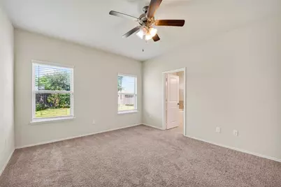 8126 Oakleaf Meadow Court, Rosharon, TX 77583 - Photo 34