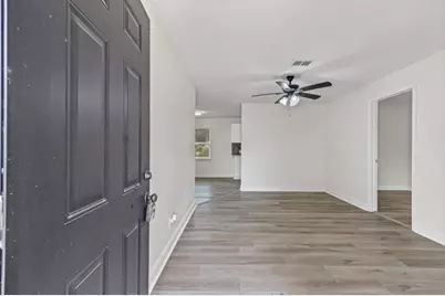 6410 Hartwick Road, Houston, TX 77016 - Photo 2