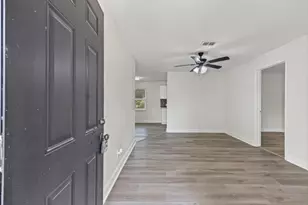 6410 Hartwick Rd, Houston, TX 77016 - Photo 2