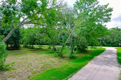 8519 Maywald Street, Manvel, TX 77578 - Photo 12