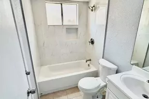 16110 White Star Dr, Houston, TX 77062 - Photo 10