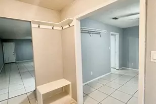 16110 White Star Dr, Houston, TX 77062 - Photo 2