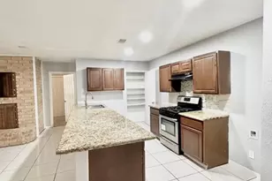 16110 White Star Dr, Houston, TX 77062 - Photo 6
