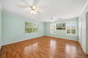 11730 Denise Dr, Houston, TX 77024 - Photo 34