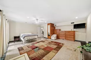 11730 Denise Dr, Houston, TX 77024 - Photo 20