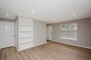 845 Augusta Dr, Houston, TX 77057 - Photo 6