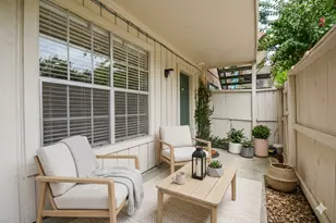 845 Augusta Dr, Houston, TX 77057 - Photo 4