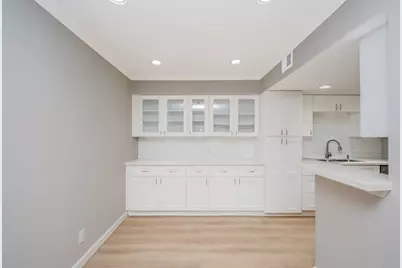 845 Augusta Drive #67, Houston, TX 77057 - Photo 10