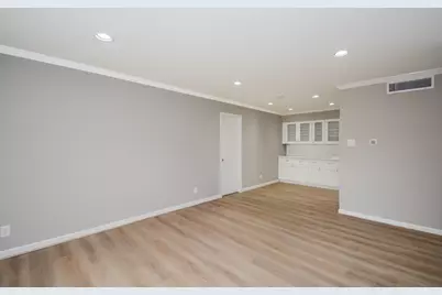 845 Augusta Drive #67, Houston, TX 77057 - Photo 2