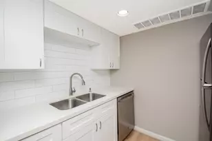 845 Augusta Dr, Houston, TX 77057 - Photo 14