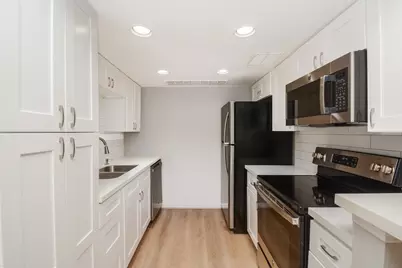 845 Augusta Drive #67, Houston, TX 77057 - Photo 12