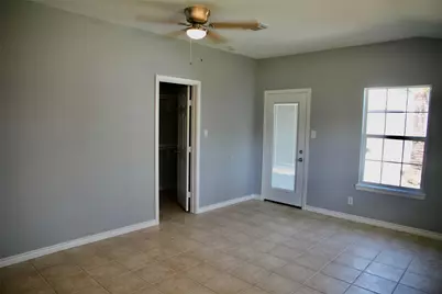529 E Shore Drive, Clear Lake Shores, TX 77565 - Photo 10