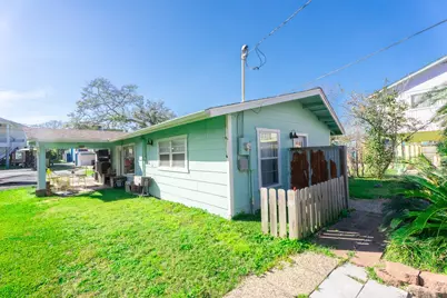 529 E Shore Drive, Clear Lake Shores, TX 77565 - Photo 4