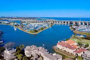 529 E Shore Dr, Clear Lake Shores, TX 77565 - Photo 22