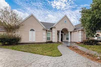 66 Blooming Grove Lane, Houston, TX 77077 - Photo 2
