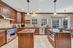 101 Oak Dr, Friendswood, TX 77546 - Photo 10