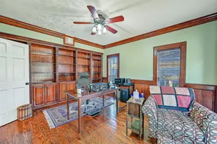 101 Oak Dr, Friendswood, TX 77546 - Photo 8