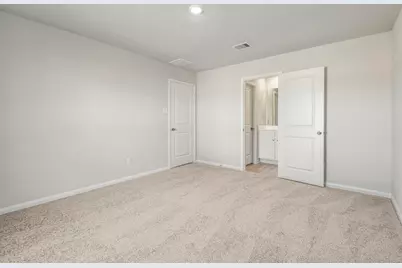 8206 Burnt Orchid Drive, Houston, TX 77016 - Photo 8