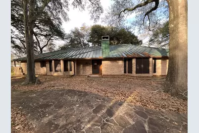 406 Hidden Creek Circle, Sealy, TX 77474 - Photo 2