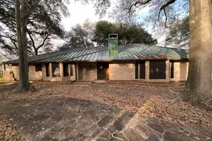 406 Hidden Creek Cir, Sealy, TX 77474 - Photo 2