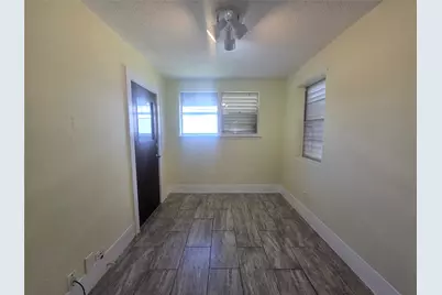 3828 Avenue S #1/2, Galveston, TX 77550 - Photo 12