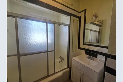 3828 Avenue S #1/2, Galveston, TX 77550 - Photo 16