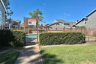 12204 Coppertree Ln, Houston, TX 77035 - Photo 20