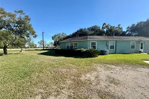 35 Private Rd 815, Markham, TX 77414 - Photo 12