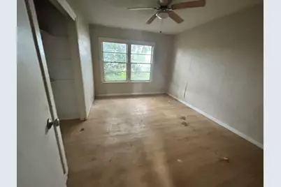 702 E Mesquite Lane, Victoria, TX 77901 - Photo 14